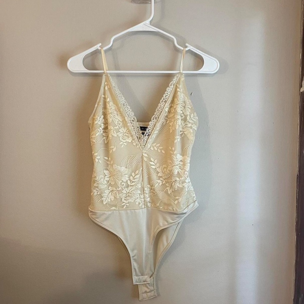 Urban outfitters lace cream bodysuit